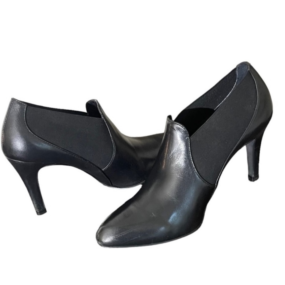 Gianni Bini Black Leather Chelsea Style Heeled Ankle Shoes size 7M